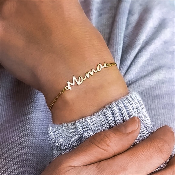 🔵𝟲𝟱%𝗢𝗙𝗙 𝗯𝘂𝗻𝗱𝗹𝗲𝘀 𝟯+🔵 NEW Mama Charm Stainless Steel Bracelet - Picture 8 of 11